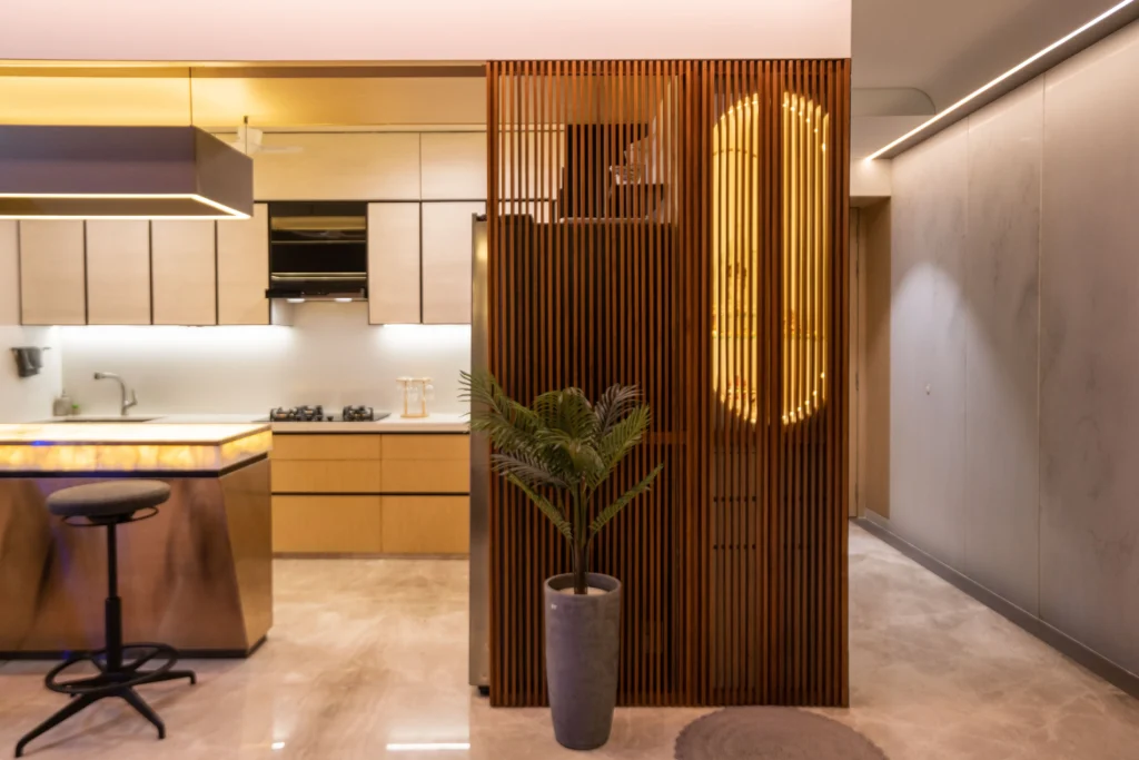 Fluid spatial planning with multifunctional living and dining zones